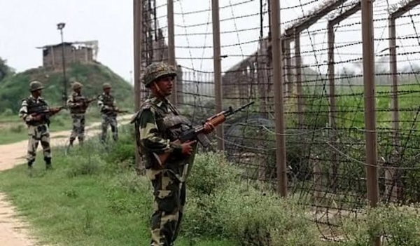 Villagers nab PoK youth in Kupwara, hand him over to authorities Villagers nab PoK youth in Kupwara, hand him over to authorities