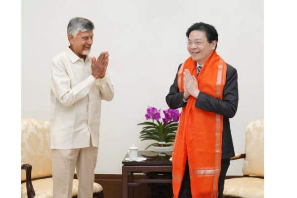 AP CM Naidu, Singapore PM