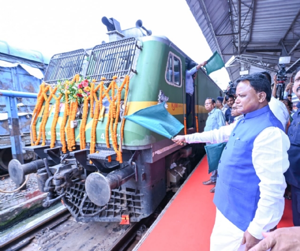 CM Majhi Flags Off ‘Somnath Swabhiman Yatra-2026