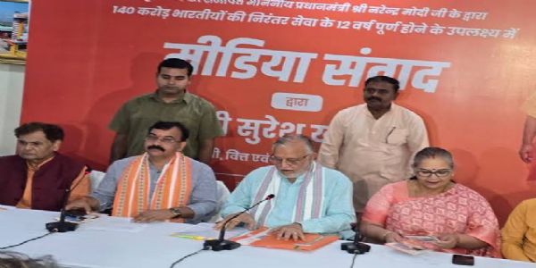 Lucknow rapidly setting new dimensions of development: Minister Suresh Khanna