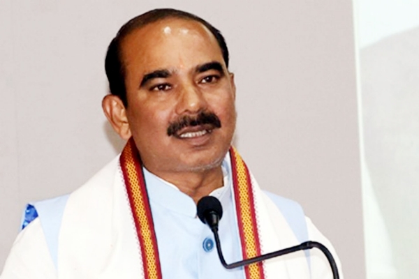 Complete projects within stipulated timelines; maintain quality, safety: MoS Highways Complete projects within stipulated timelines; maintain quality, safety: MoS Highways
