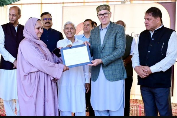 NC MPs not to support NDA Govt at Centre: Omar
