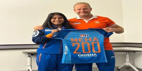 Hockey India Congratulates Midfielder Neha on Completing 200 International Matches