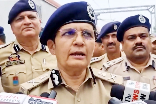 RPF DG Reviews Security Arrangements For Amarnath Yatra RPF DG Reviews Security Arrangements For Amarnath Yatra