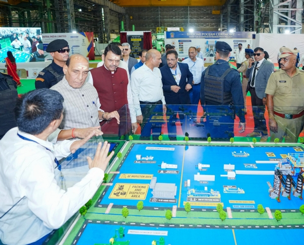 Rajnath Singh visits Arms Factory Ambazari Rajnath Singh visits Arms Factory Ambazari