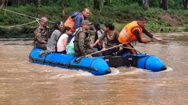Army Rescues Civilians Stranded In Kishanganga River In Gurez Sector