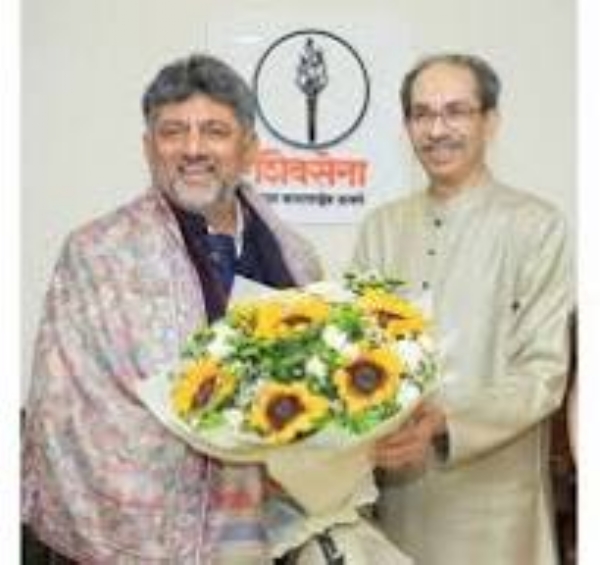 Congress politician and Karnataka Chief Minister DK Shivakumar met with Shiv Sena (UBT) head Uddhav Thackeray