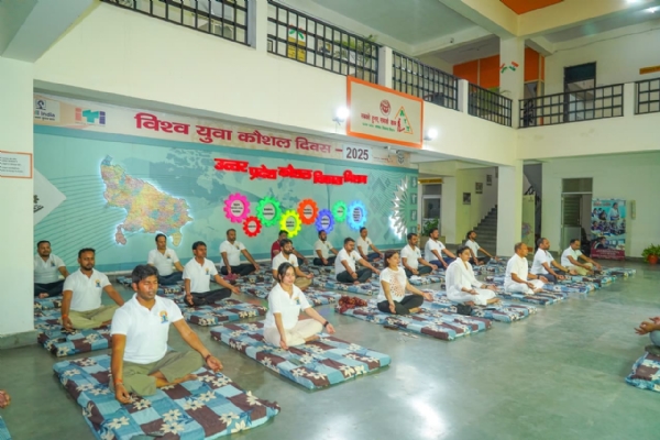 AMD Pooja Mishra performs Yoga AMD Pooja Mishra performs Yoga