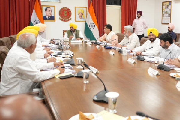 ਕੈਬਨਿਟ ਮੀਟਿੰਗ ਦੀ ਅਗਵਾਈ ਕਰਦੇ ਹੋਏ ਮੁੱਖ ਮੰਤਰੀ ਭਗਵੰਤ ਸਿੰਘ ਮਾਨ।