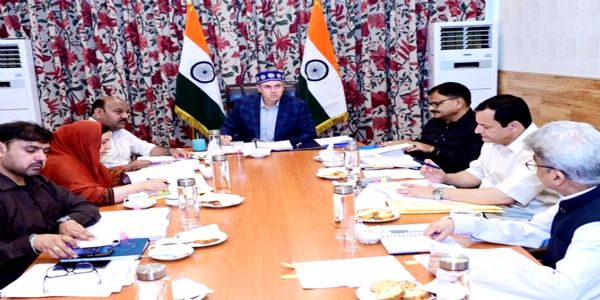 CM Omar Abdullah Meets Council Of Ministers To Discuss Governance, Development Proposals