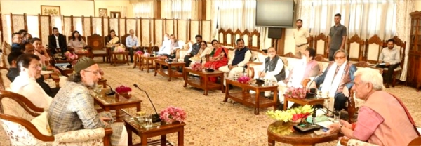Parliamentary Standing Committee On External Affairs Calls On LG Manoj Sinha