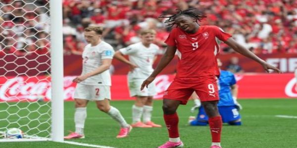 Switzerland Clinch Group B Leadership with Hard-Fought 2-1 Victory Over Canada