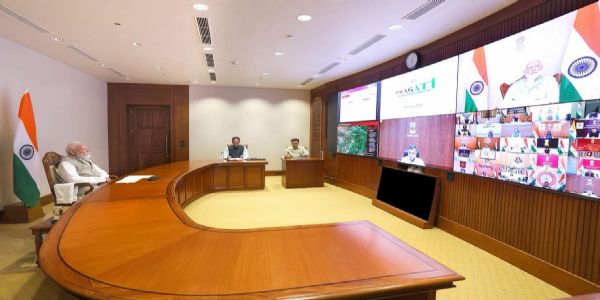 PM Modi Stresses Faster Project Execution, Cyber Fraud Response and TB Eradication in Post-PRAGATI Review