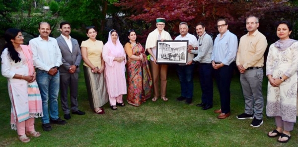 CM Omar Abdullah Meets Bihar Assembly Speaker, Himachal Pradesh Education Minister In Srinagar