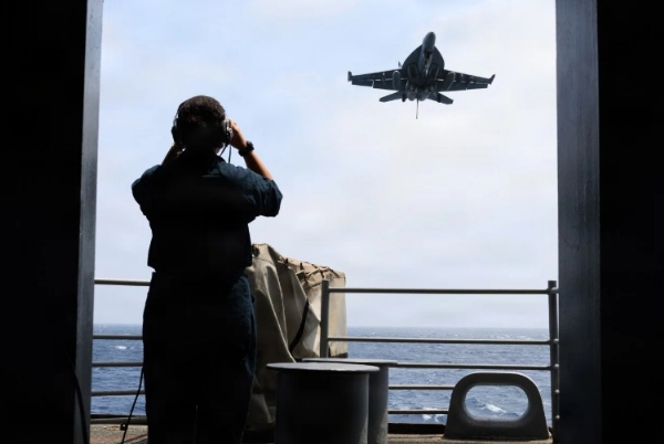 US Launches Second Consecutive Day of Airstrikes on Iran as Regional Tensions Escalate