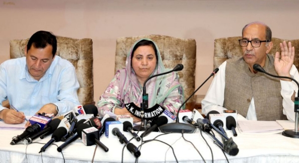 Outsourcing Introduced By PDP-BJP Govt: Nasir Aslam Wani