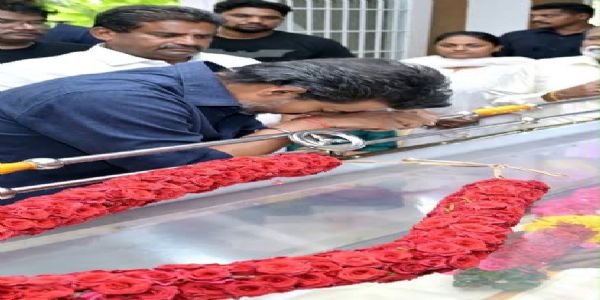 Veteran filmmaker K. Bhagyaraj cremated with full state honours