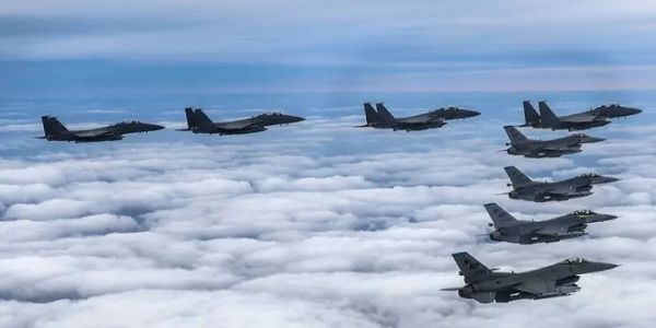 Ten Chinese and Russian Military Aircraft Enter South Korea