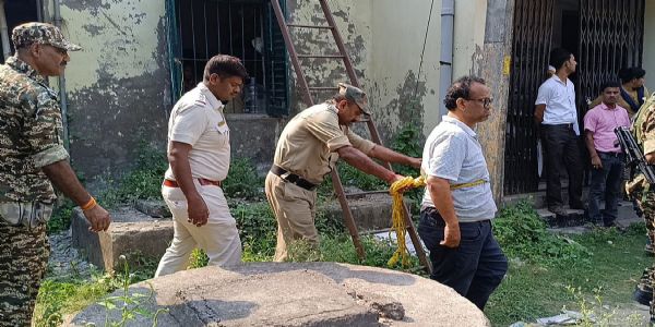 Former TMC MLAs Rabindranath Chatterjee and Debaprasad Bag Face Public Anger Amid Fresh Allegations