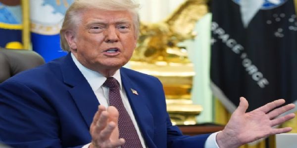 Bipartisan House Majority Approves Resolution Curbing Trump’s Iran War Powers