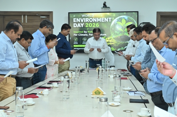 Senior General Manager (Unit Head) PK Singh administered the oath of environmental protection