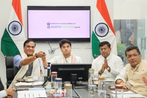 Photo caption: Assam Chief Minister Himanta Biswa Sarma and Union Minister Jyotiraditya Scindia launching the ambitious “Mission Senehjori” initiative in New Delhi recently to promote and strengthen Assam’s Muga silk industry.