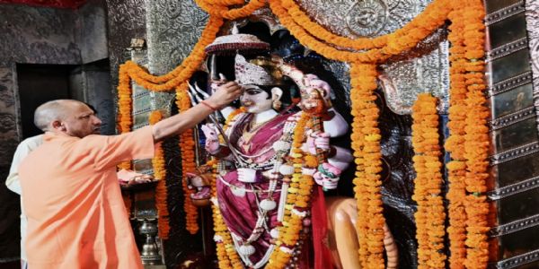 UP CM pays obeisance at Devipatan Shaktipeeth, prays for peace, prosperity & welfare