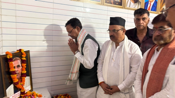 BJP State President Pankaj Chaudhary arrived in Kanpur on Sunday BJP State President Pankaj Chaudhary arrived in Kanpur on Sunday