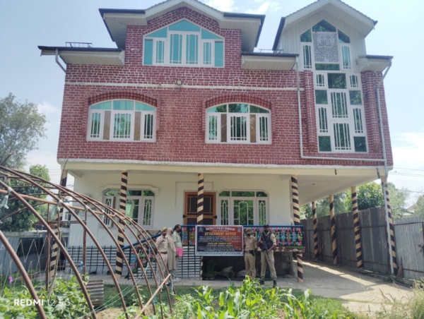 Srinagar Police Attaches Properties Worth ₹4 Crore Under NDPS Act Srinagar Police Attaches Properties Worth ₹4 Crore Under NDPS Act