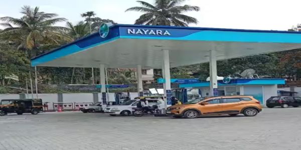 Private Fuel Retailer Nayara Energy Slashes Petrol by Rs 5 and Diesel by Rs 3 Per Litre; State-Owned OMCs Keep Prices Unchanged