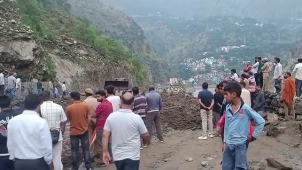 Two Cloudbursts Trigger Flash Floods In Doda’s Bhalessa; Roads Blocked