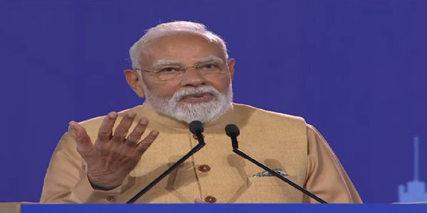 PM Modi Extends Birthday Wishes to Rajnath Singh, Hails His Contribution to India