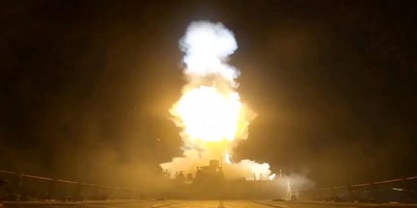 US Launches Fresh Strikes on Southern Iran as Hormuz Crisis Deepens