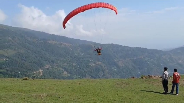 locals Residents Congratulate Pilots on Historic Successful Paramotoring Flight