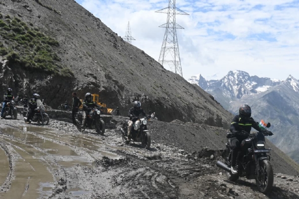 12 Bikers, One SUV-Owner Fined For Illegal Off-Roading In Protected Wildlife Areas In Ladakh 12 Bikers, One SUV-Owner Fined For Illegal Off-Roading In Protected Wildlife Areas In Ladakh