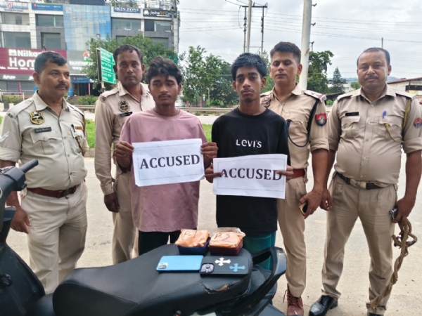 Image of the Two arrested Drug Peddlers with Heroin Near ISBT in Guwahati.