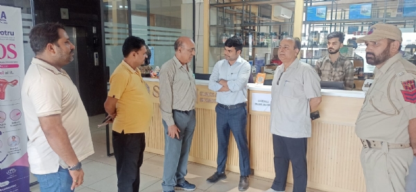JMC Commissioner Reviews Fire Safety Compliance, Assures Full Support to Commercial Establishments for Fire NOCs JMC Commissioner Reviews Fire Safety Compliance, Assures Full Support to Commercial Establishments for Fire NOCs