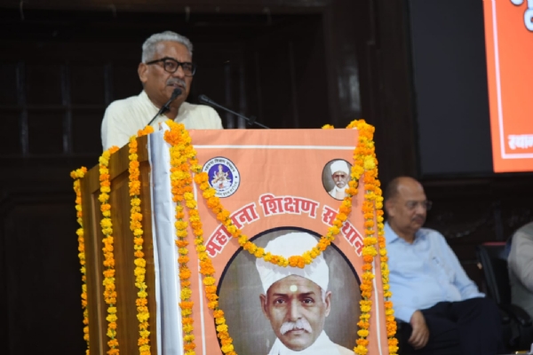 Addressing a symposium, Dr. Krishna Gopal Addressing a symposium, Dr. Krishna Gopal