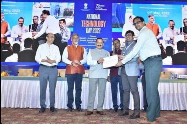 Union Minister of State (Independent Charge) for Science and Technology Dr. Jitendra Singh presenting the National Technology Startup Award 2022 to Skyroot Aerospace on the occasion of National Technology Day 2022. (File Photo) Union Minister of State (Independent Charge) for Science and Technology Dr. Jitendra Singh presenting the National Technology Startup Award 2022 to Skyroot Aerospace on the occasion of National Technology Day 2022. (File Photo)