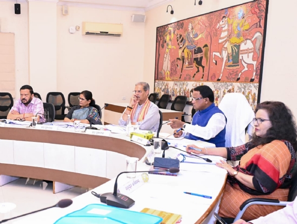 Chief Minister Mohan Charan Majhi chairs the Cabinet meeting at Lok Seva Bhawan in Bhubaneswar Chief Minister Mohan Charan Majhi chairs the Cabinet meeting at Lok Seva Bhawan in Bhubaneswar
