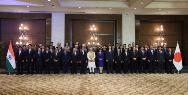 The Prime Ministers of Both Countries Engage with Business Leaders The Prime Ministers of Both Countries Engage with Business Leaders
