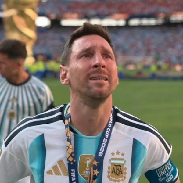 Lionel Messi Lionel Messi