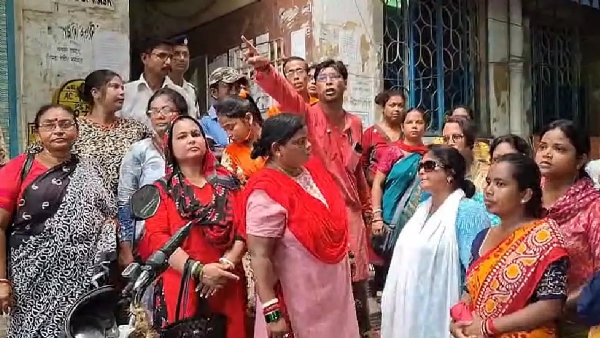 BJP workers protesting BJP workers protesting