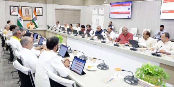 UP Cabinet nod to purchase new electric buses, expanding UPSRTC fleet with Rs. 425.50 cr