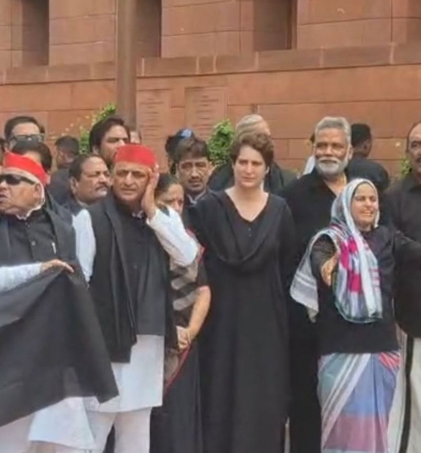 Opposition leaders stage a symbolic protest at Parliament