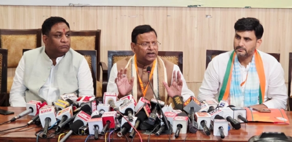 Bharatiya Janata Party (BJP) state president Pankaj Chaudhary addressing press conference