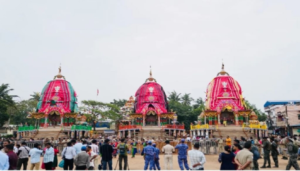Bahuda Yatra Begins in Puri Amid Tight Security Bahuda Yatra Begins in Puri Amid Tight Security