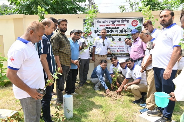 उत्तर मध्य रेलवे द्वारा पर्यावरण संरक्षण अभियान कार्यक्रम का छाया चित्र