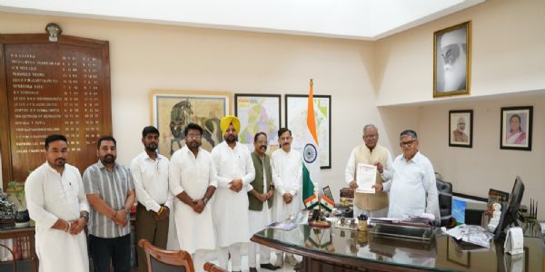 BJP delegation submits memorandum to Governor regarding Barnala incident