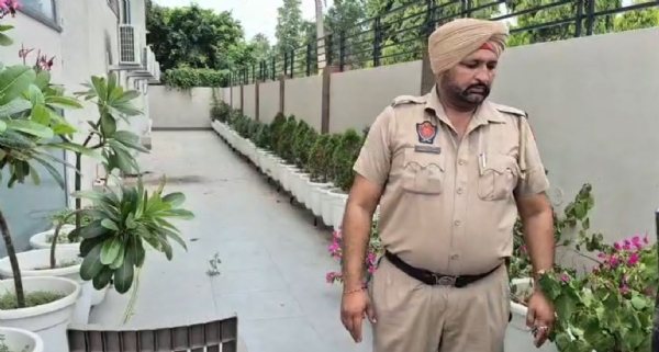 Police investigating the petrol bomb incident in Sangrur.